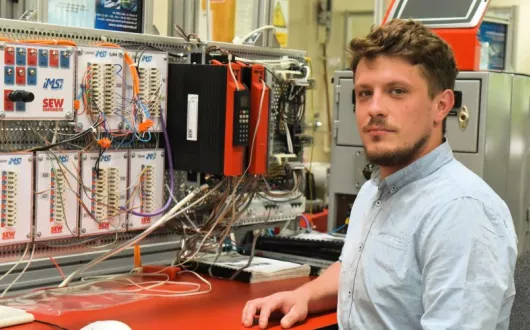 dr_inz._ernest_stano_laureat_nagrody_mein_w_laboratorium_na_pl_fot._filip_podgorski