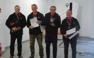 Drużyna z Wyzdaiłu EEIA z dziekanem_FOTO_arch_ŻU.jpg